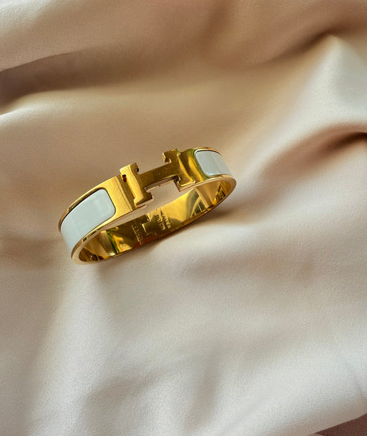 H White Bracelet