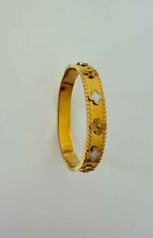 White & Gold Four Leaf