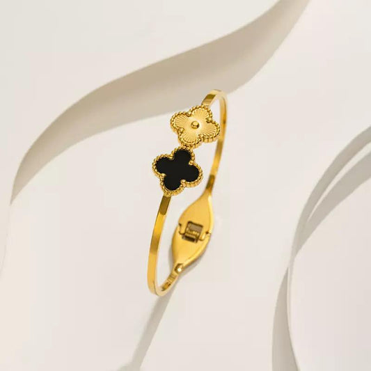 Black & Gold Clover Leaf Bangle