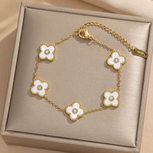 White Flower Chain Bracelet