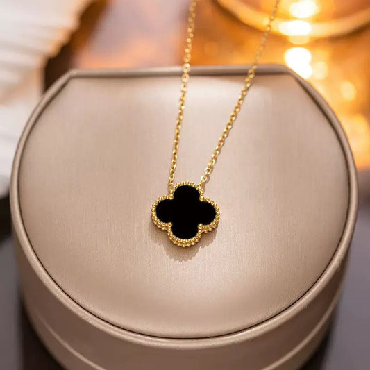 leaf Clover Black Necklace