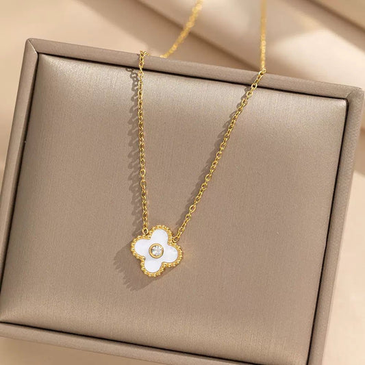 Clover Necklace