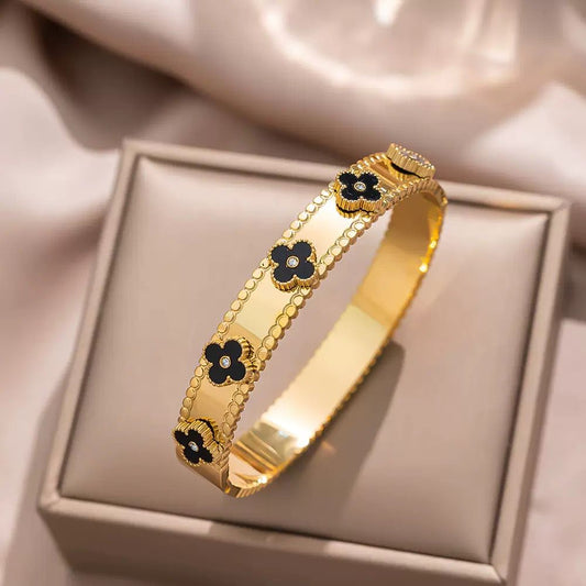 Black Flower Stone Bangle